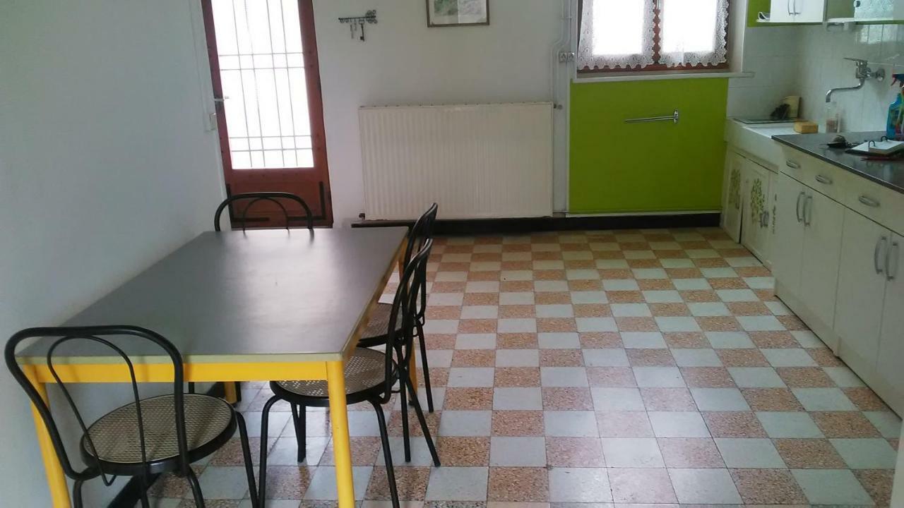Jolie Maison De Potier Deux Rivieres Exterior foto
